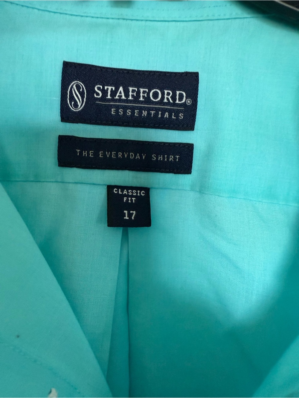 Stafford Men’s Short-Sleeve Button-Down Shirt in Aqua - Picture 3 of 4